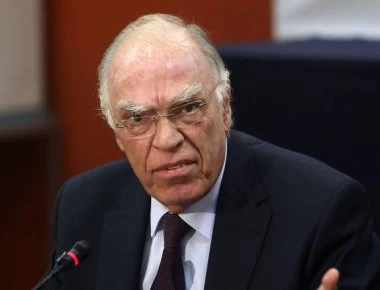 Β. Λεβέντης: «Η Βουλή εκτρέφει δύο φίδια, τον Τσίπρα και τον Μητσοτάκη – Δεν θα προκύψει αυτοδύναμη κυβέρνηση»